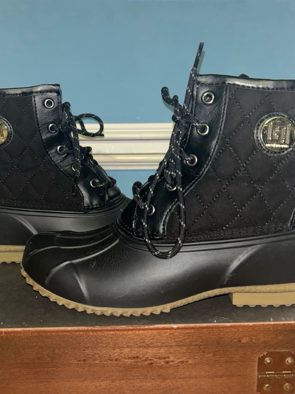 Liz Claiborne Black Quilted Lace-Up Duck Boots with Tan Sole